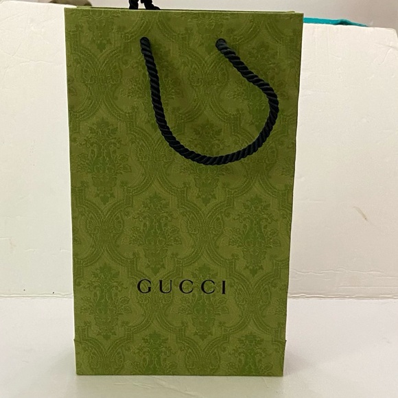(SOLD) Lot of 2 Gucci Green Gift Bags - Picture 4 of 14